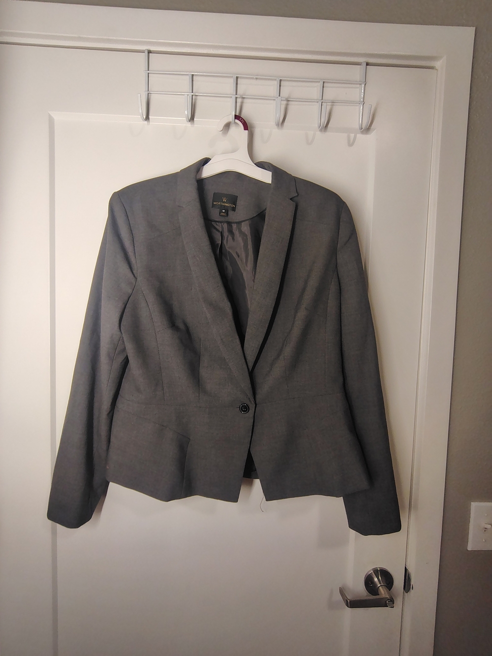 Worthington Tailored Gray One-Button Notch-Lapel Blazer